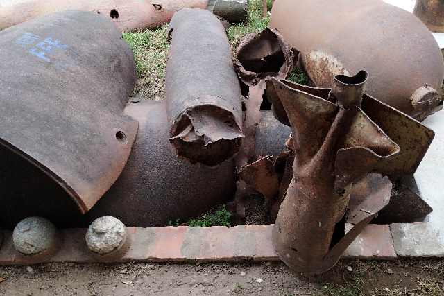 Title:『 観光で行く価値はある？』画像説明 :*観光で行く価値はある？*kazuは真実は知るべきだと思います*そしてラオスの日常の上に、「何が重しになっているのか」を知るきっかけになります