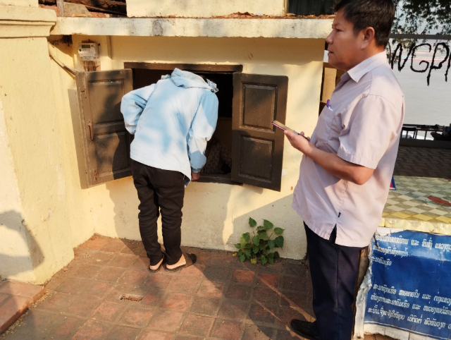 Title:『 バークウー洞窟行きボート料金と相場【2026年時点】』画像説明 :*バークウー洞窟行きボート料金と相場【2026年時点】* バークウー洞窟チケット販売所 