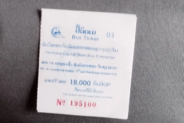 Title:『 路線バスでの行き方』画像説明 :*路線バスでの行き方*タラートサオバスターミナルから 14番バスに乗車します*朝6:00から17:30分まで 30分毎に発車しています