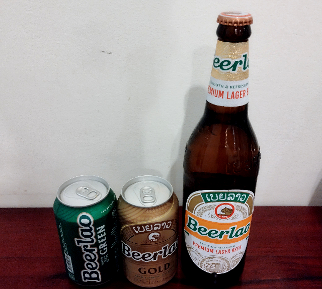 タイトル :『 ビエンチャン観光はつまらない？実際に歩いて感じたことと注意点』見出し:『 それでも「悪くない」と感じた瞬間』Keyword:『ビエンチャン観光は、正直つまらない——そう感じる人が多いのも事実です。実際に街を歩いてみると、観光地らしさや派手さはほとんどありません。それでも不思議と「また来てもいい」と思えた理由を、実体験から綴ります。』画像の説明文 :*それでも「悪くない」と感じた瞬間*そして、何より ビヤラオが美味い。*タイではビールが高い*しかも買えない時間帯がある*それに比べると、ビエンチャンは実に気楽だ。*観光していない時間のほうが、*むしろ心地よかった。