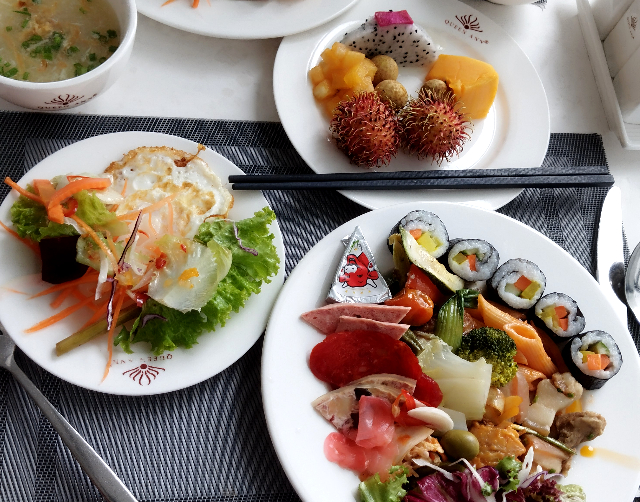 Sub_title: 今日もダメかも? ニャチャン4日目| tag : ニャチャン 街歩き,ニャチャン ビーチ 場所,ニャチャン 観光,ニャチャン 行き方,| 画像説明 : _今日もダメかも? ニャチャン4日目_そんな中で楽しみといえばこれでしょうね