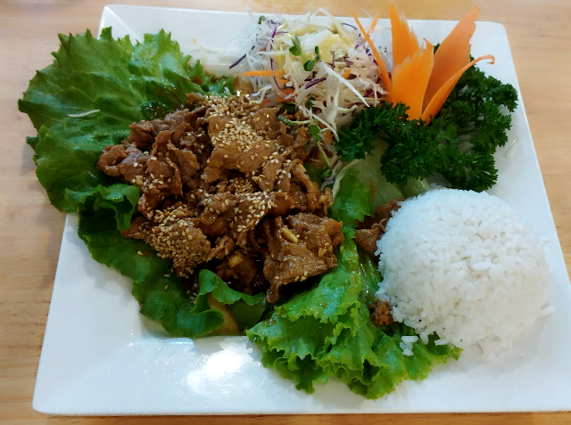 Sub_title: 車海老が美味い| tag : ニャチャン 街歩き,ニャチャン ビーチ 場所,ニャチャン 観光,ニャチャン 行き方,| 画像説明 : _車海老が美味い_この牛肉も美味かった